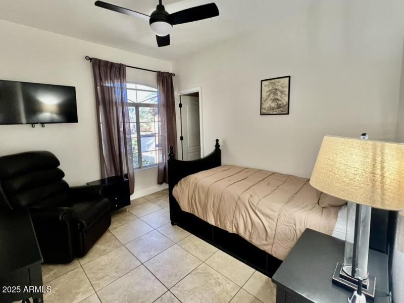 Downstairs bedroom 4