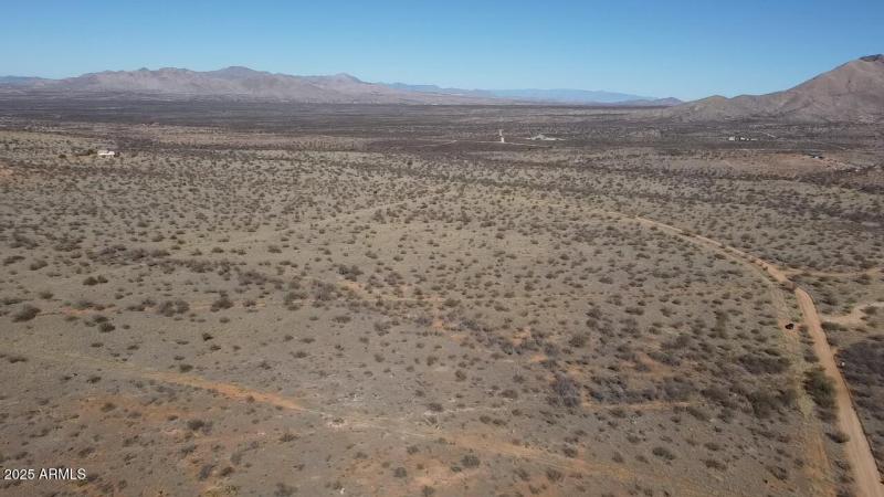 2025-12-06-11-57-01-848