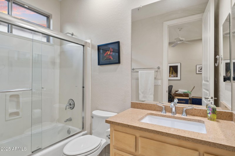 Bath 3 (Ensuite in BR 3)