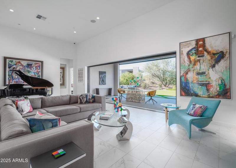 Indoor-Out Living at it’s finest