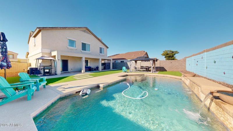 269-S-165th-Dr-12052025_081446