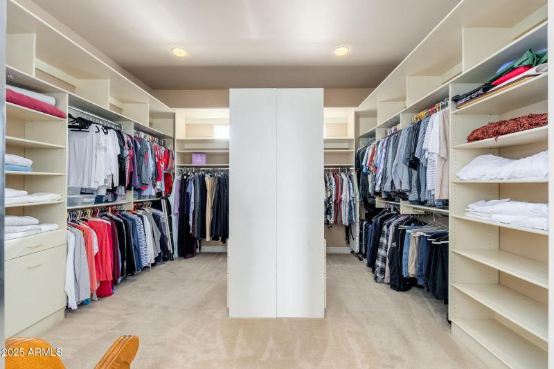Master Walk In Closet