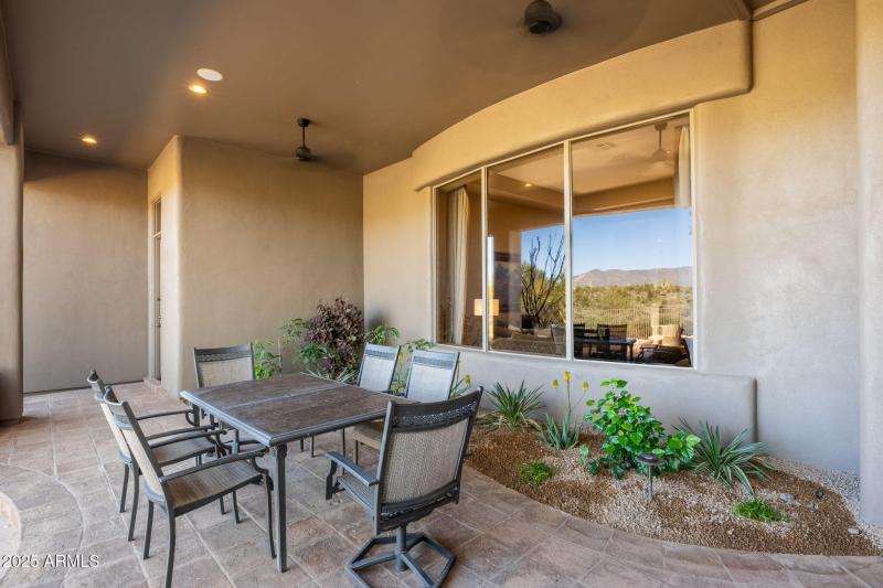 Mountain views even in the glass!!!