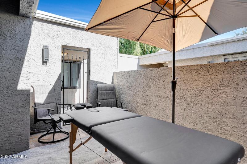 30_10559_N_104th_Place__30_mls