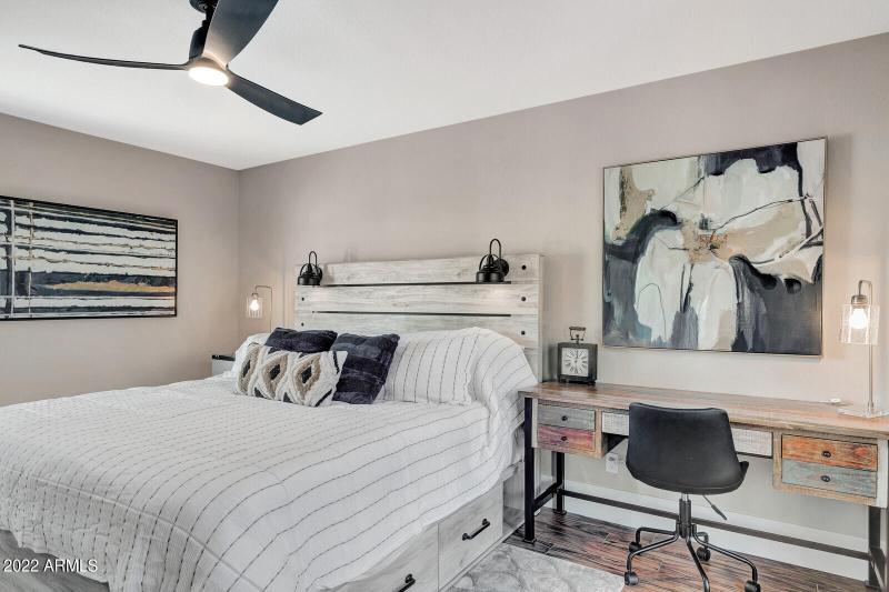 31_10559_N_104th_Place__31_mls