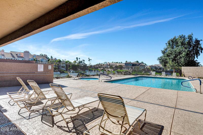 60_10559_N_104th_Place__60_mls