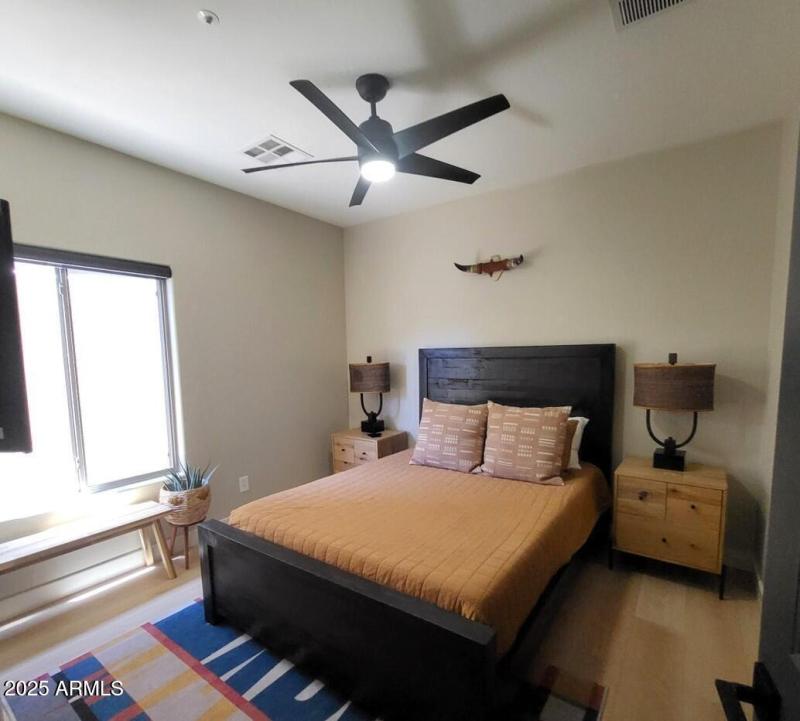 6119 Downstairs Bed Full