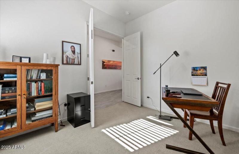 04-18562 W Thistle Landing Dr 10