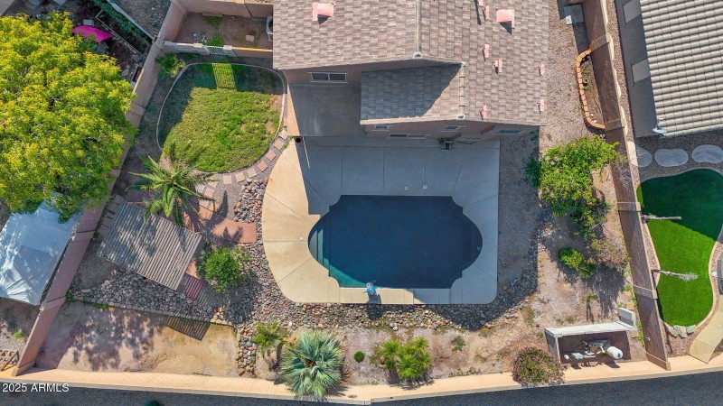 5-web-or-mls-DJI_20251203121708_0385_D