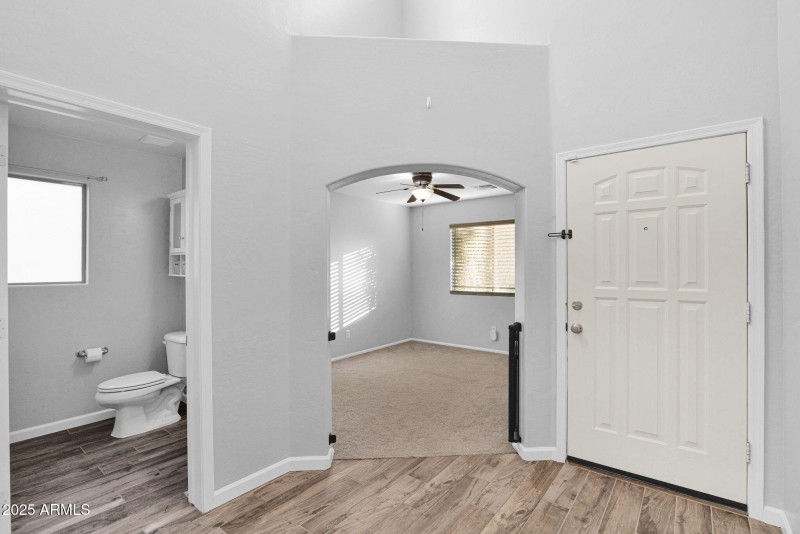 12-web-or-mls-P1393712