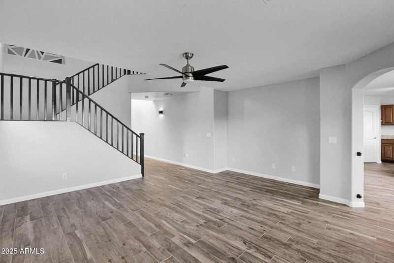 16-web-or-mls-P1393719