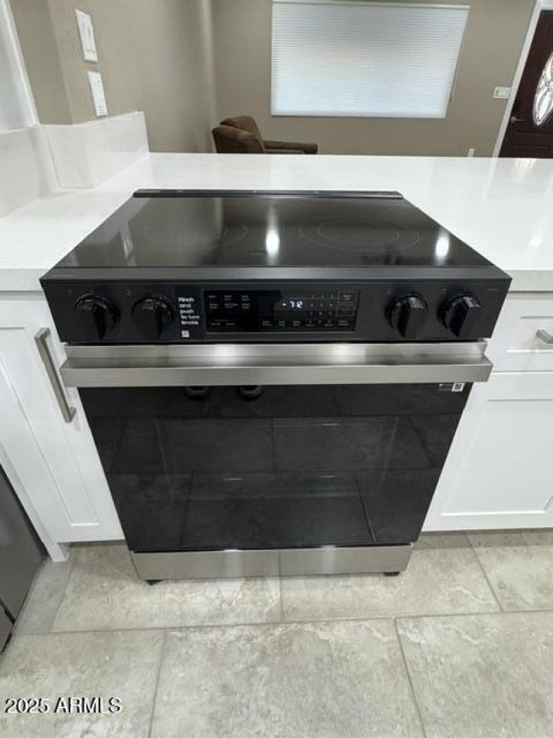 Kitchen Appliances Samsung Stove