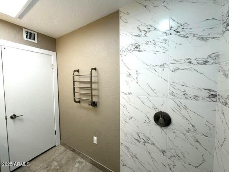 Bathroom Towel Wamer