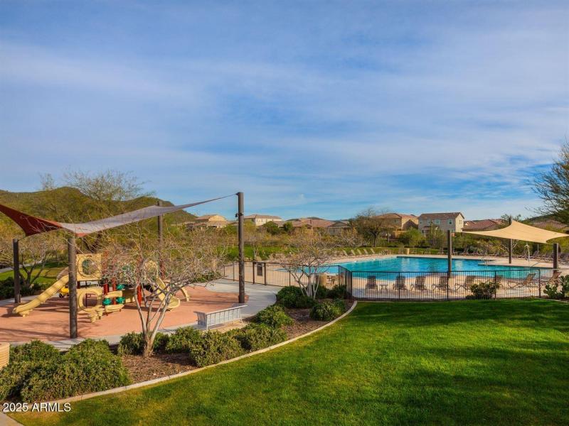 Vistancia Fothills pool