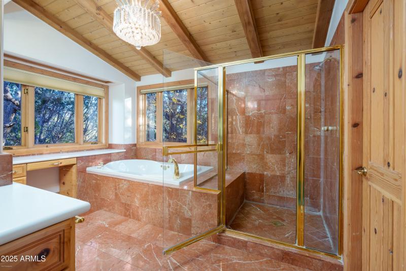 Separate Tub ad Shower