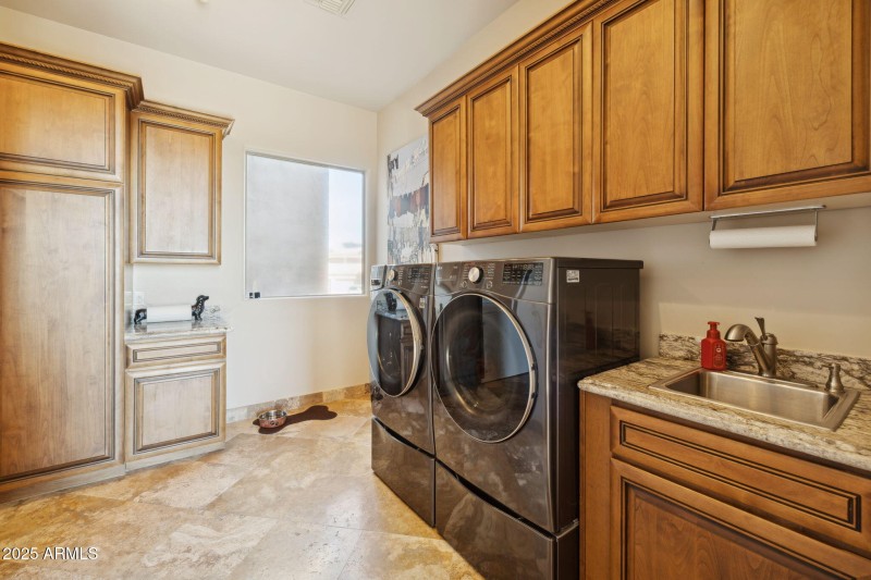 Laundry & Utility Room