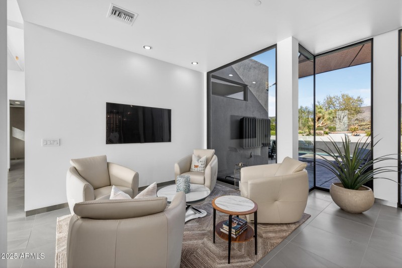 38) FORMAL DINING_SITTING ROOM