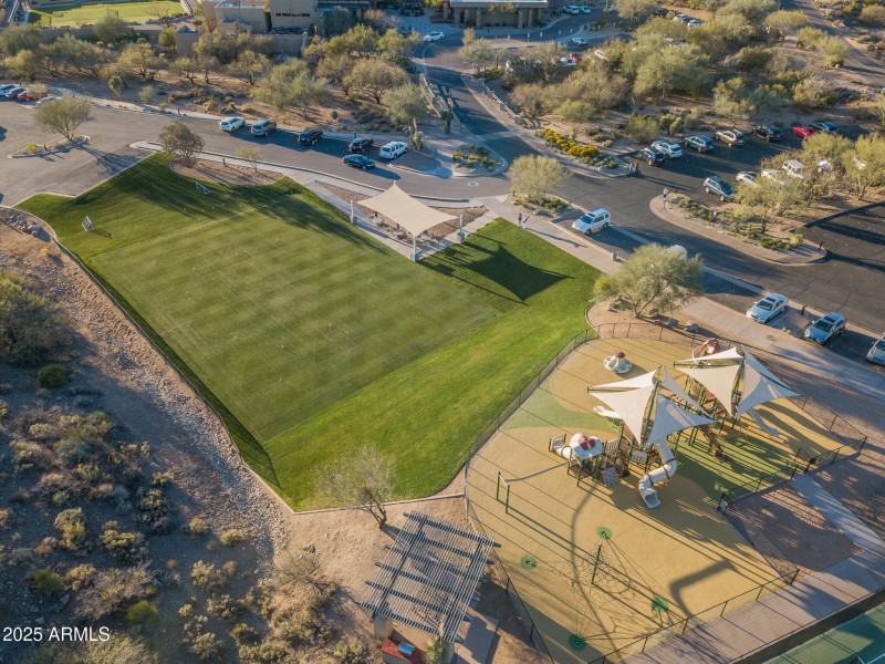 F) CROQUET & PLAYGROUND