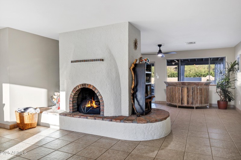 1291 S Red Rock Ct-8