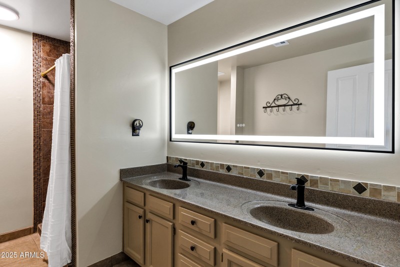 1291 S Red Rock Ct-28