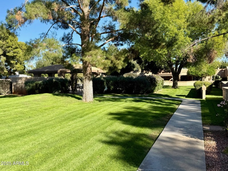 9428WMcRaeWay_62691_11