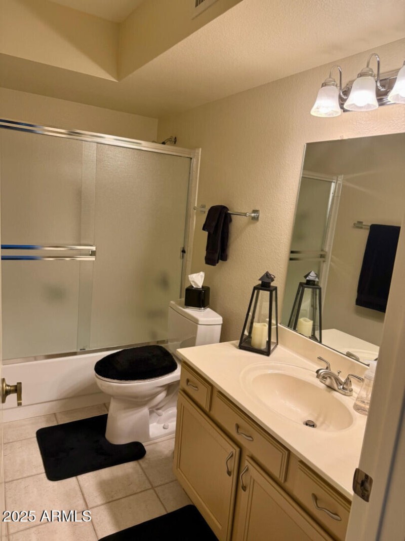 9428WMcRaeWay_62691_24