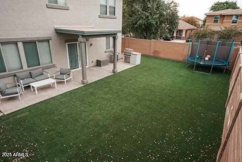 Franklin Ave Backyard 3