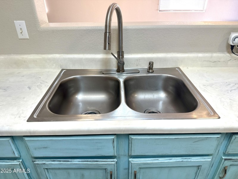 New kitchen faucet