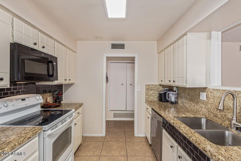 20250918135301032215000000-o