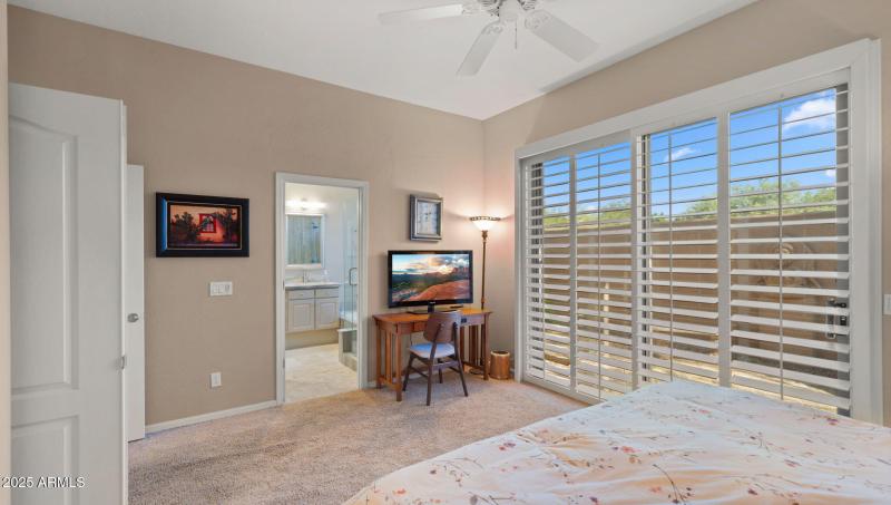 26-web-or-mls-Guest EnSuite3