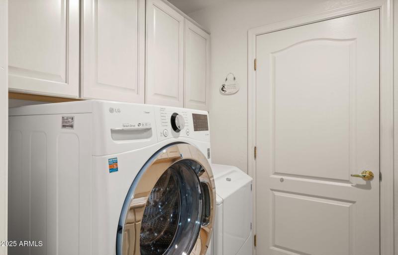 38-web-or-mls-Laundry Room1