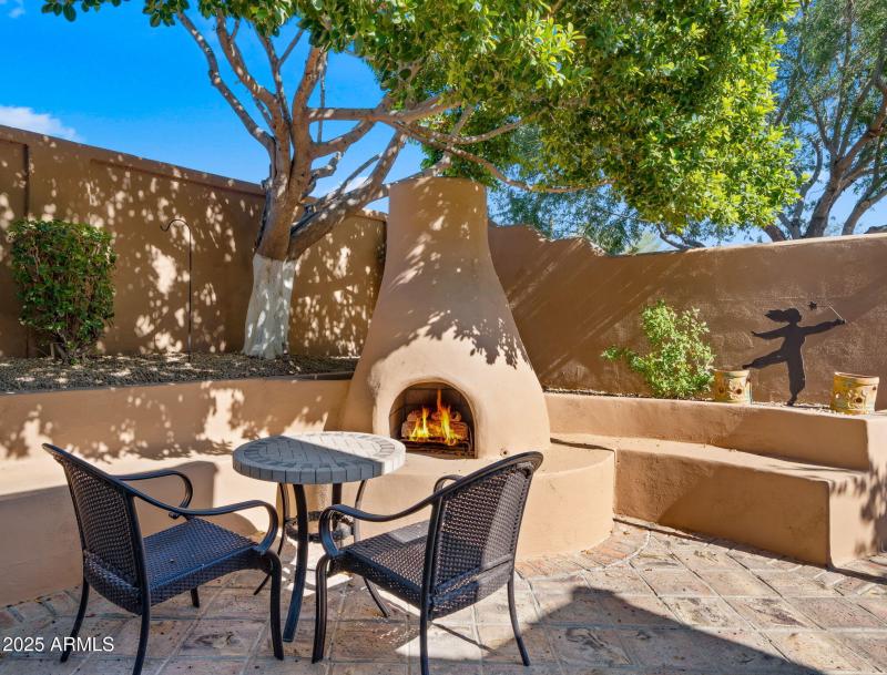 46-web-or-mls-Backyard6