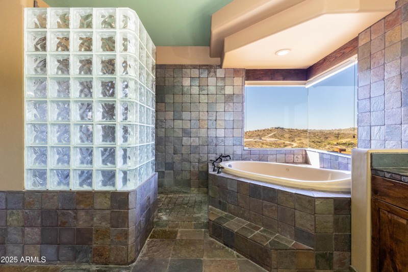 23_14426 N Vista Del Oro | Luxury Real E