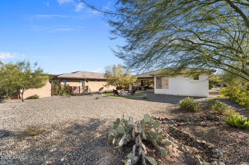 Large lot with room for a pool