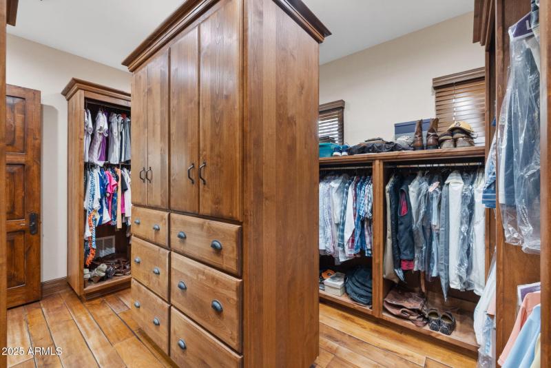 66-Primary Closet (1)