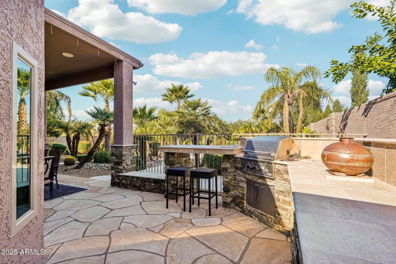 Natural Gas Grill and Bar