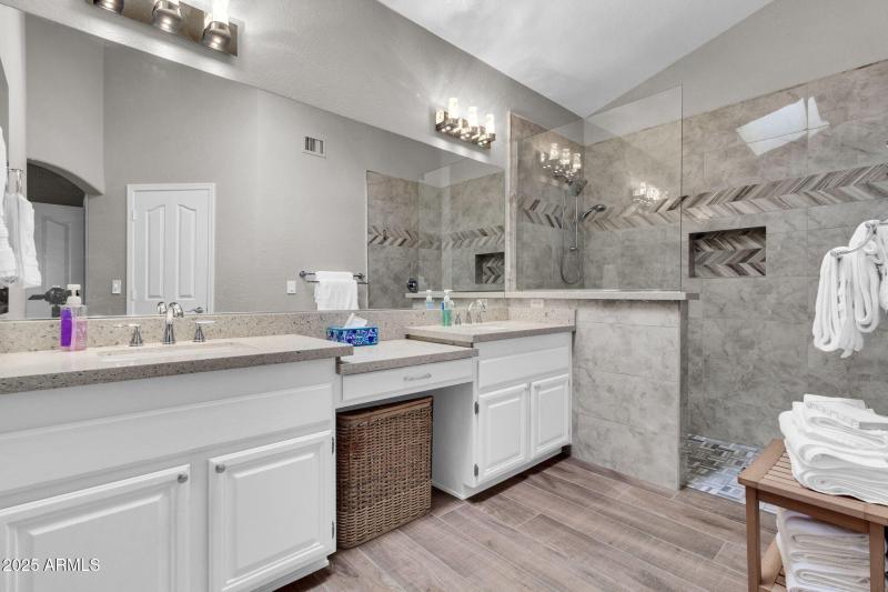 26434 S Boxwood Dr-23