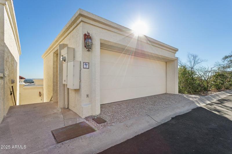 3-web-or-mls-3800-e-lincoln-dr-7