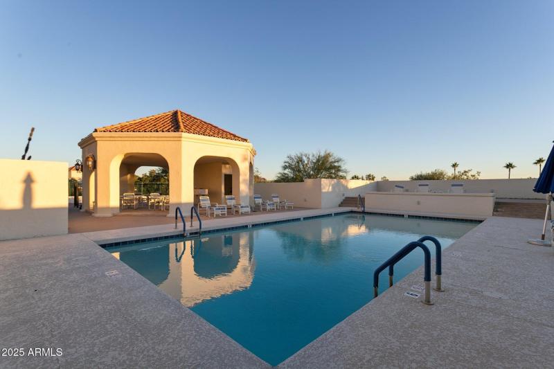 87-web-or-mls-3800-e-lincoln-dr-7