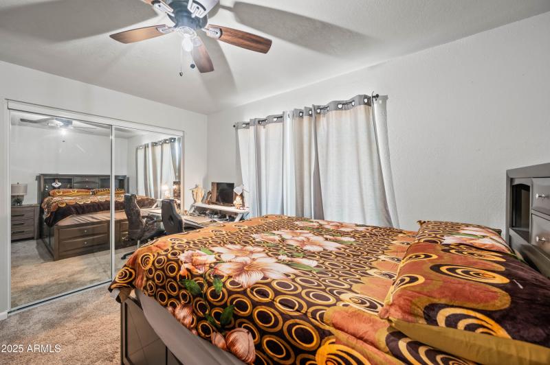 7231 W Flower St Phoenix AZ 85033-12