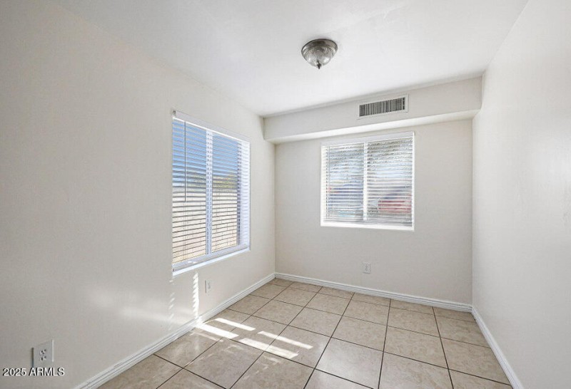 11-20250121175740601301000000-o