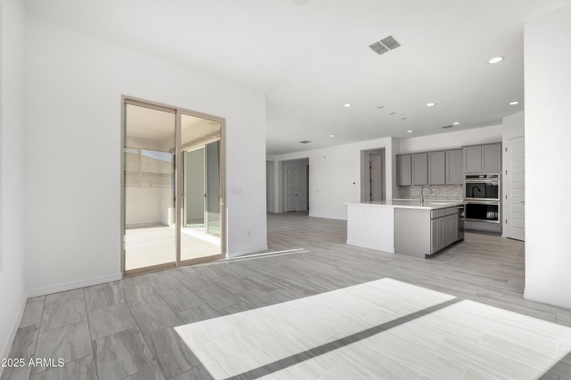 69327c_17 - Mulberry