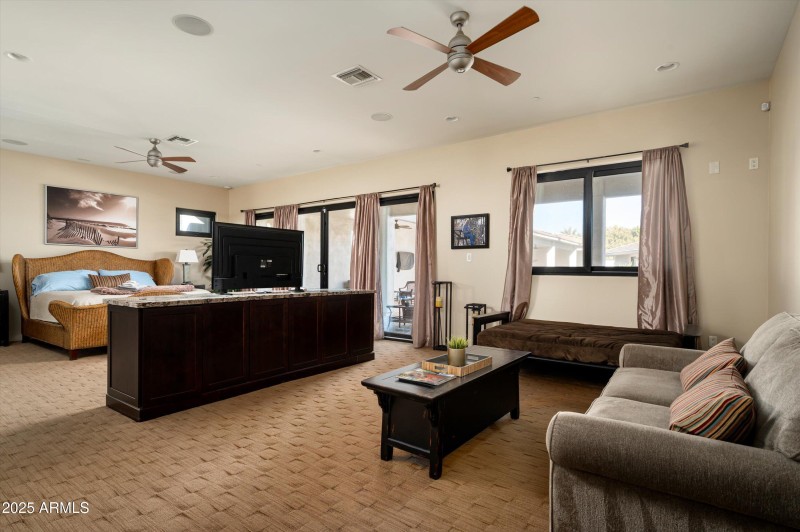 21-8038 E Desert Cove Ave-21