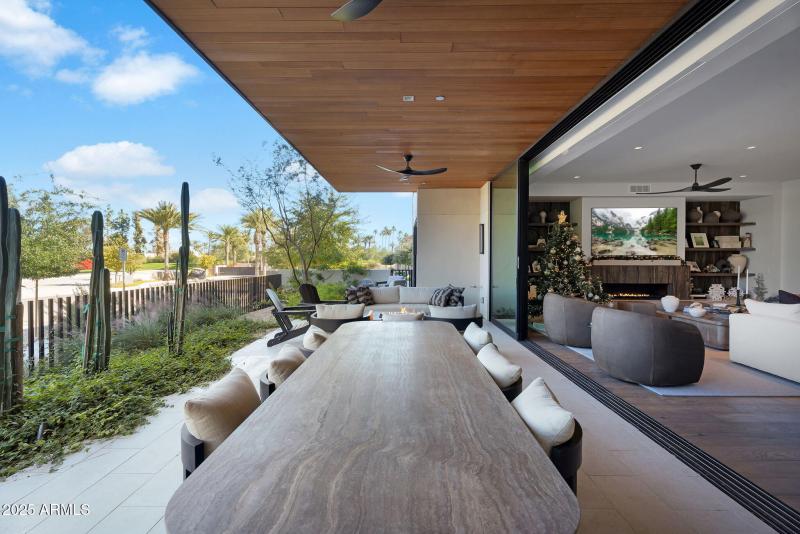 37-web-or-mls-Phoenician Blvd-38