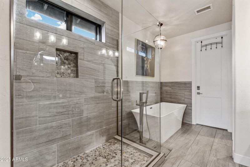 1810 E Magnolia Dr-30