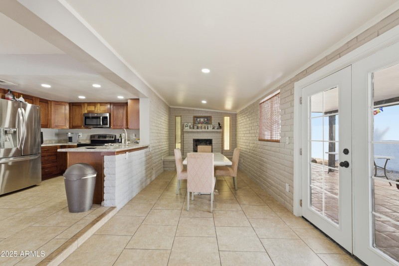 06-10428_W_Calle_de_Plata_7