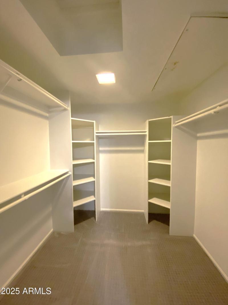 mast closet