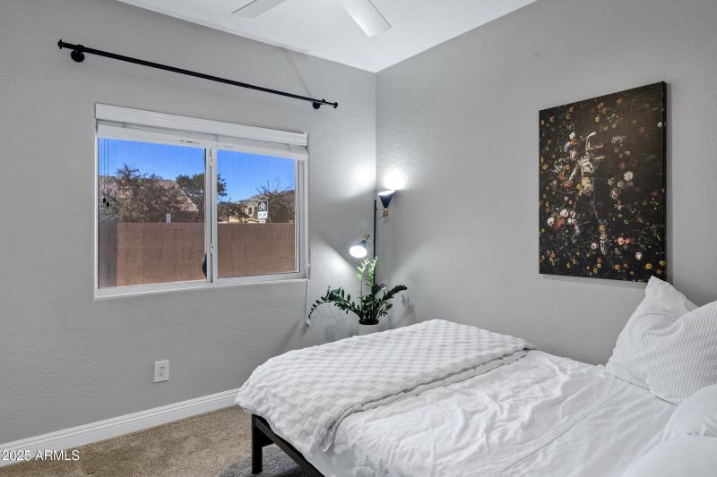 3402 E Thornton Ave-25