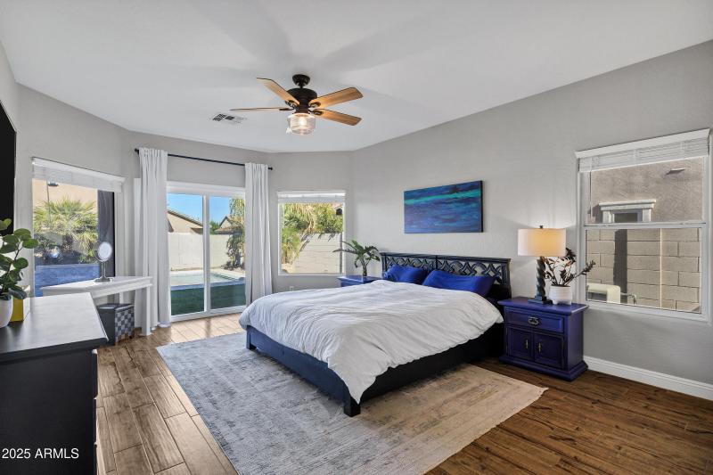 3402 E Thornton Ave-32