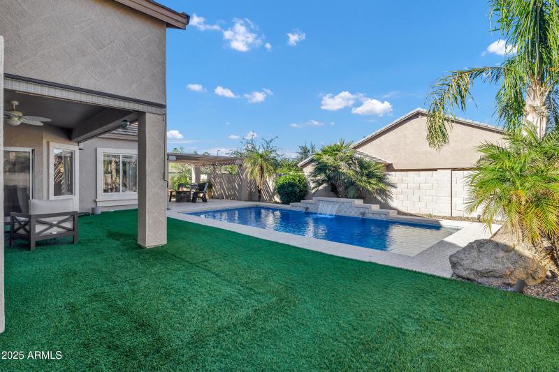 3402 E Thornton Ave-40